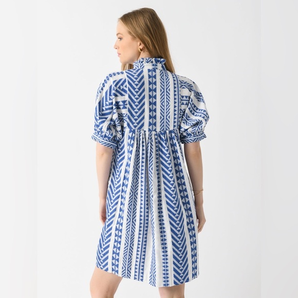 1012 NEVER A WALLFLOWER  Women's High Neck Dress Size Small Color Blue White - Picture 4 of 9